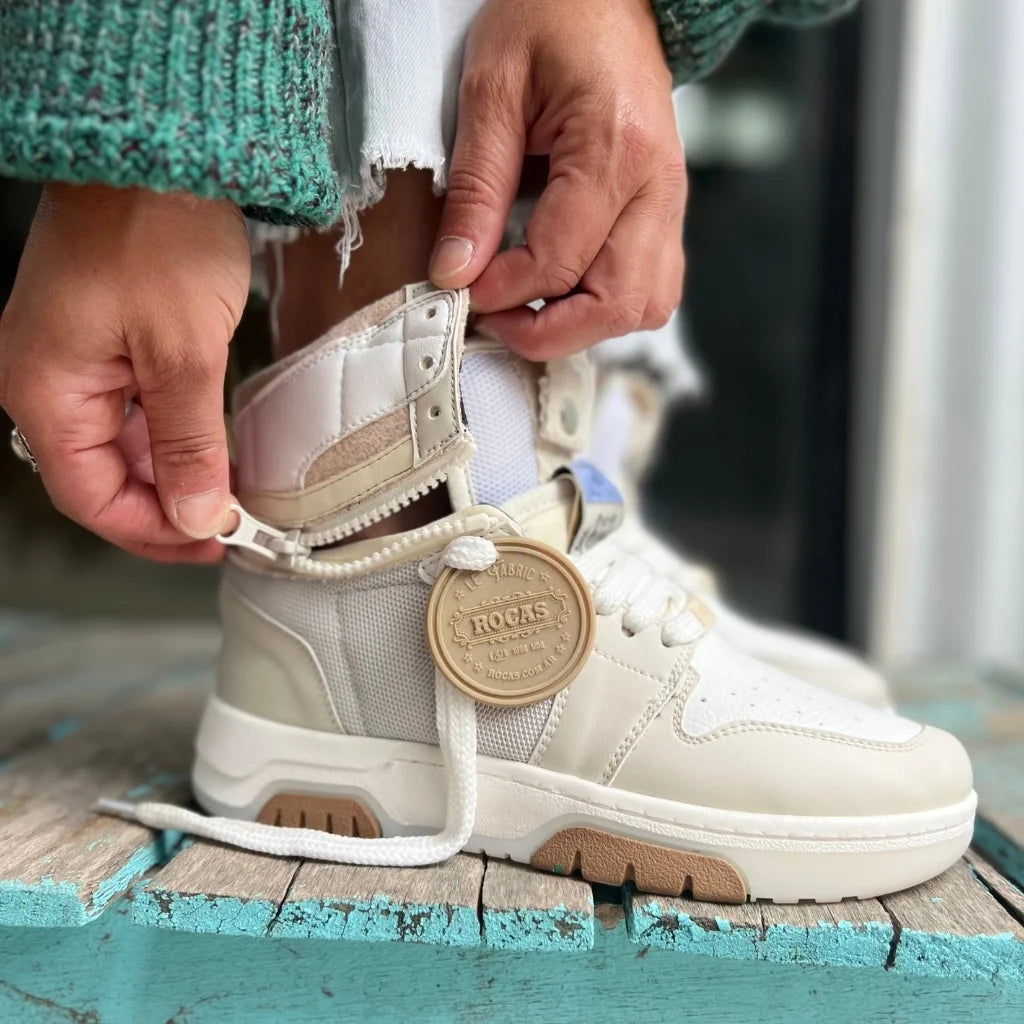 Retro Max 01